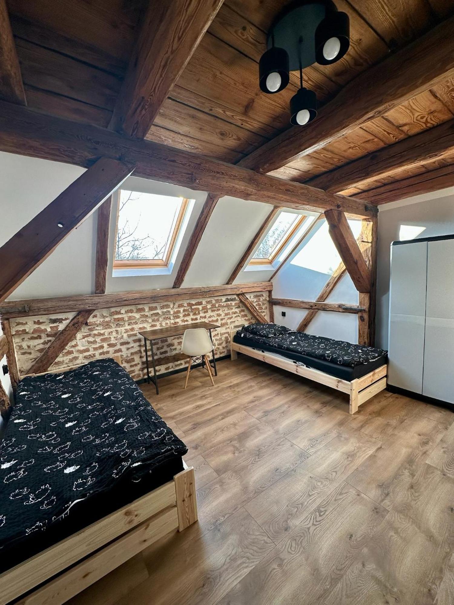 Marianowka Appartement Legnica Buitenkant foto