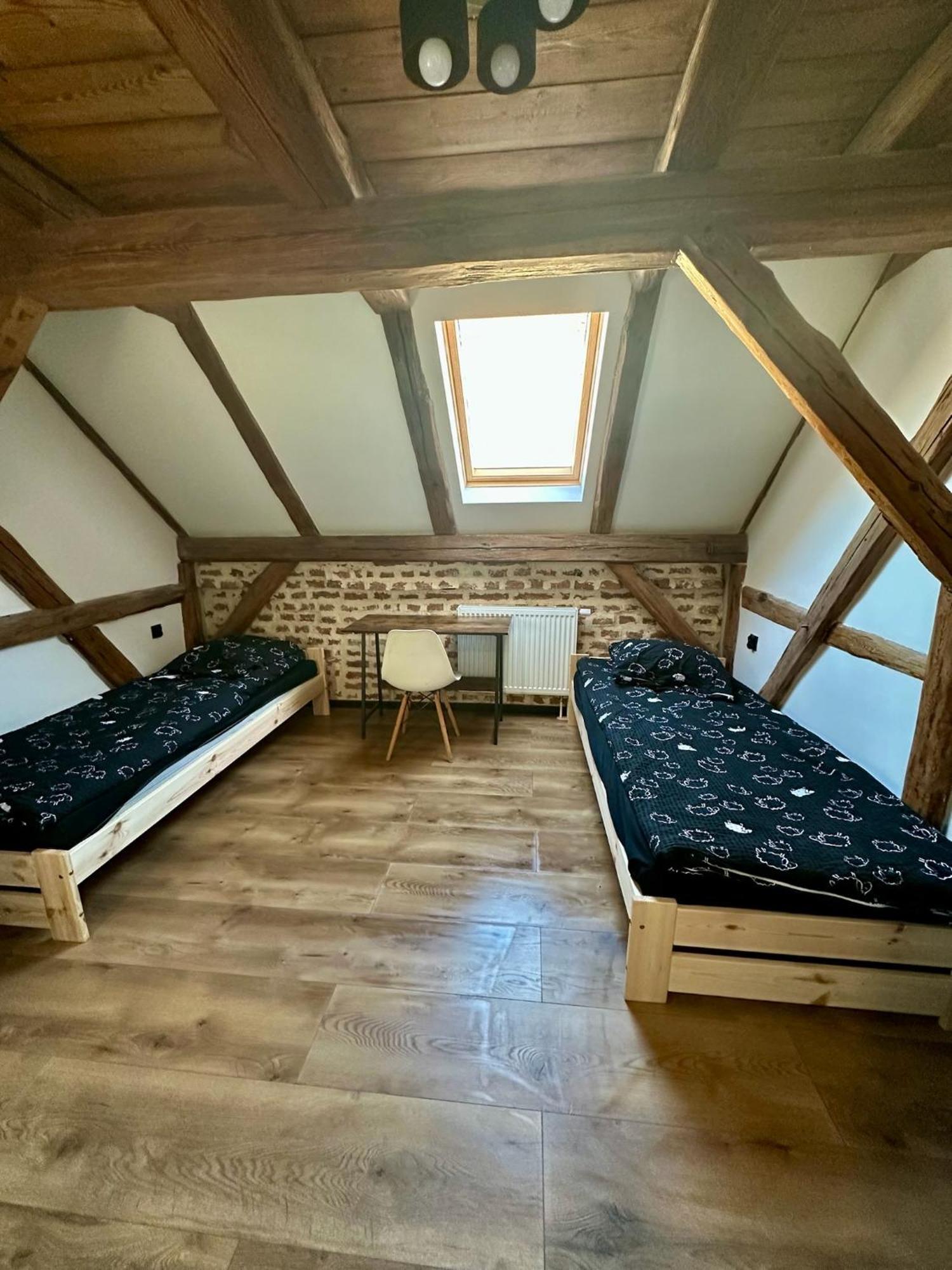 Marianowka Appartement Legnica Buitenkant foto