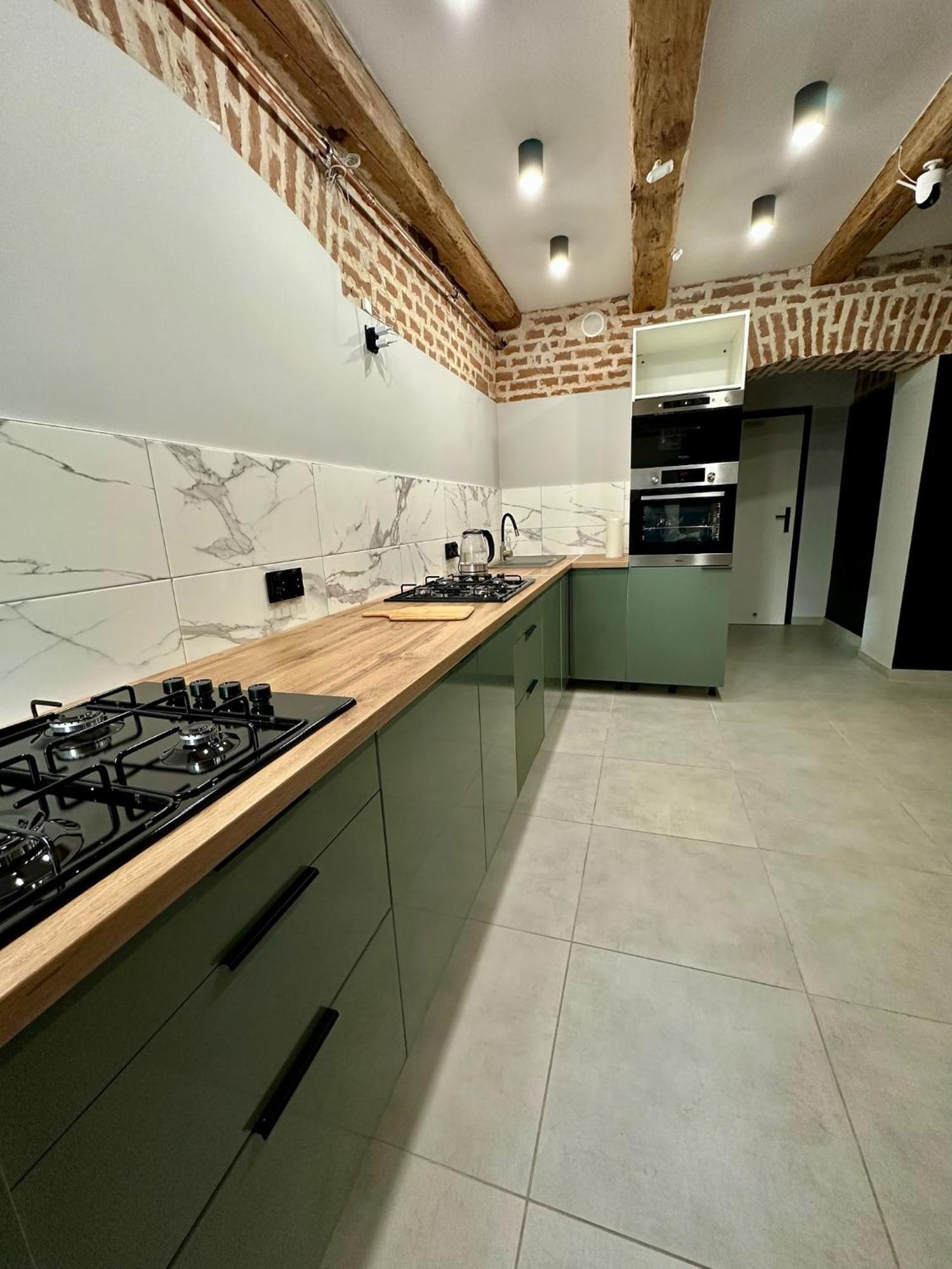 Marianowka Appartement Legnica Buitenkant foto