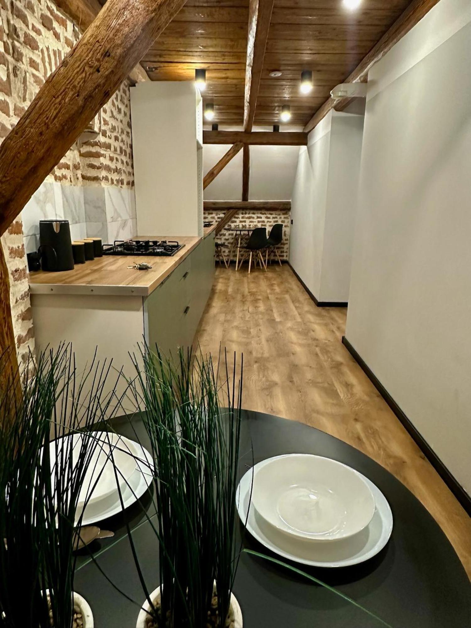 Marianowka Appartement Legnica Buitenkant foto