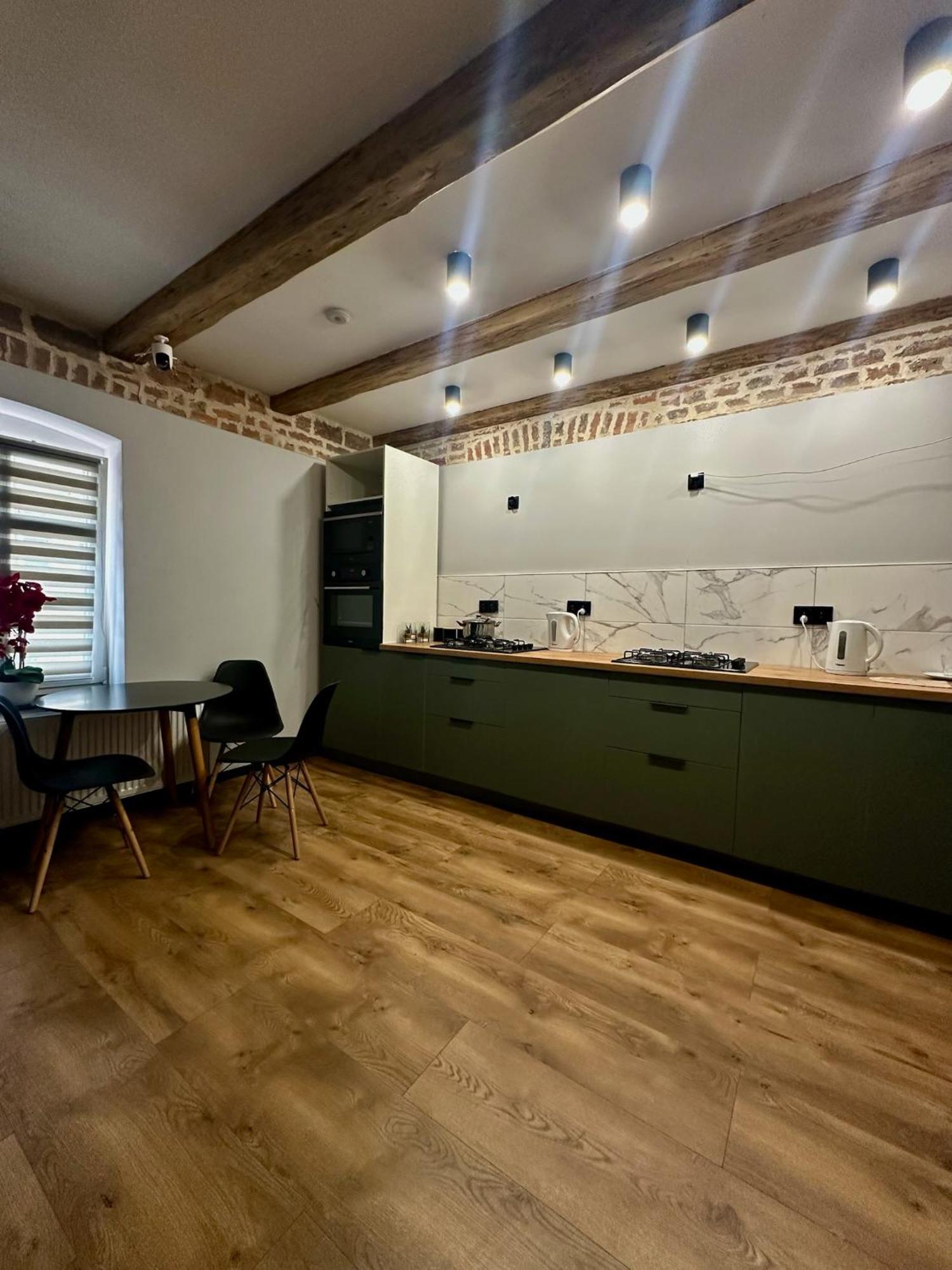 Marianowka Appartement Legnica Buitenkant foto